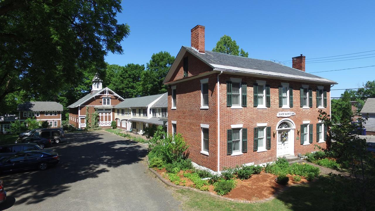 The Black Walnut Inn Amherst Exteriér fotografie